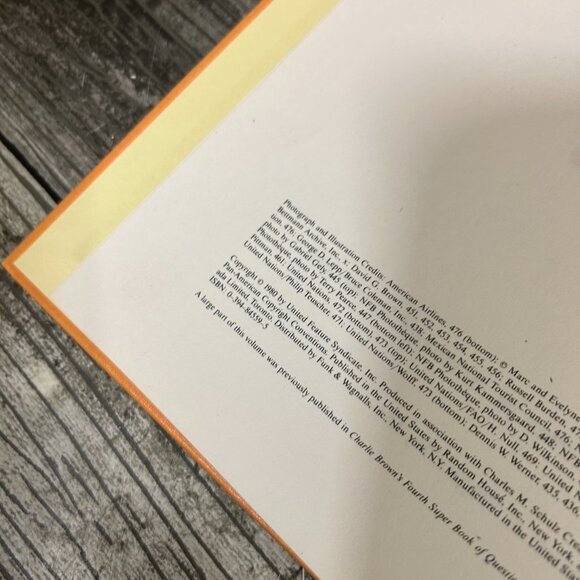 1980s Charlie Brown's Cyclopedia Featuring People Book Volume 10 - Picture 4 of 6